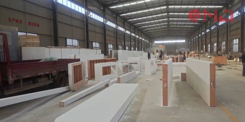 西安蜜桃成人网站制作找当地公司的优势是什么？